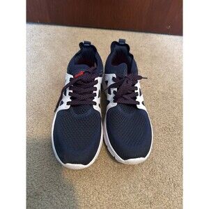 Avia blue and white lace-up athletic shoes in US men's size 8.